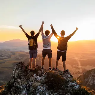 钟楼索道美食在哪里